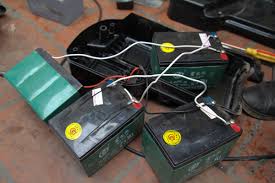 Hỏi đáp về hiệu suất ắc quy xe điện ?